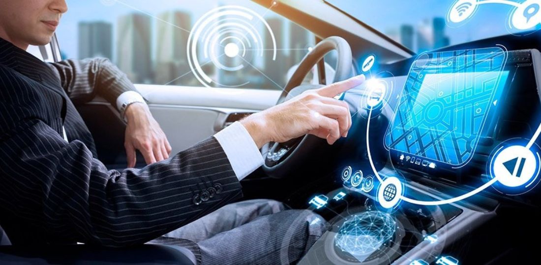 Tendências em Tecnologia Automotiva de Luxo: Transformando o Futuro das Conduções
