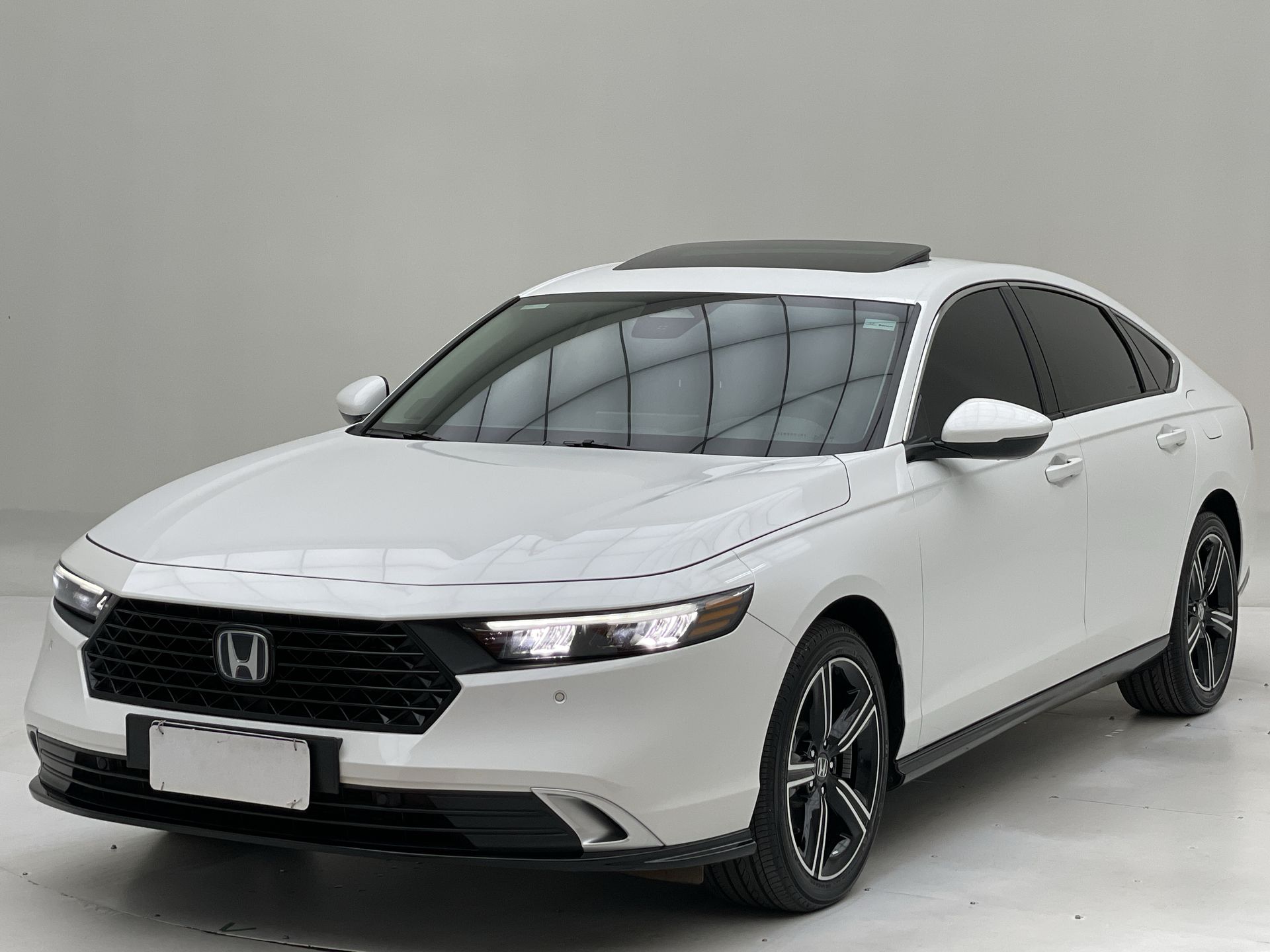 Accord Sedan 2.0 TB 16V Aut. (Híbrido)